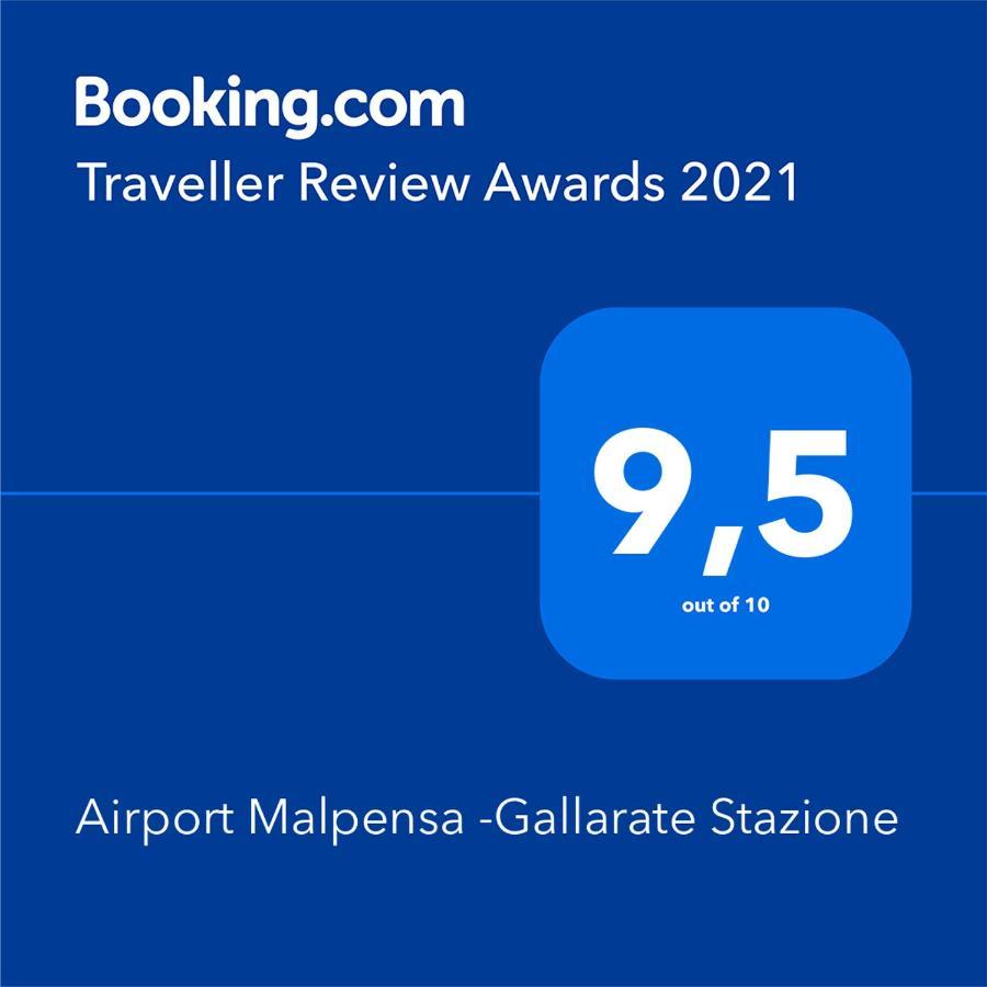 Airport Malpensa 加拉瑞特 外观 照片